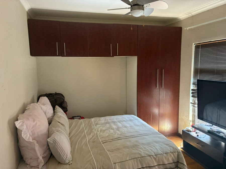 5 Bedroom Property for Sale in Amalinda Eastern Cape